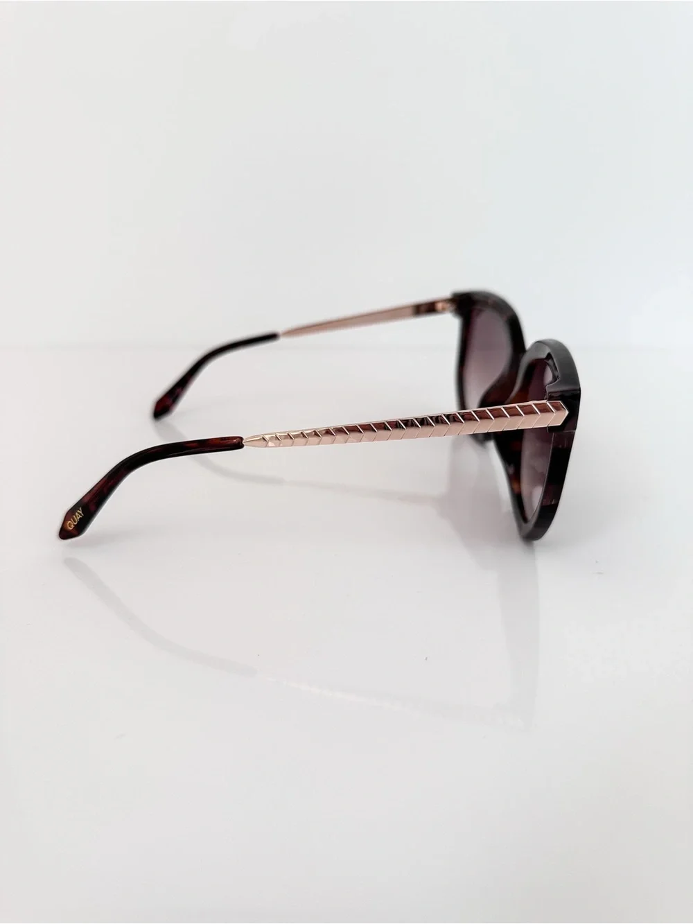 Quay Australia Tortoise Cat Eye Sunglasses Rose Gold Classic Coastal Minimalist